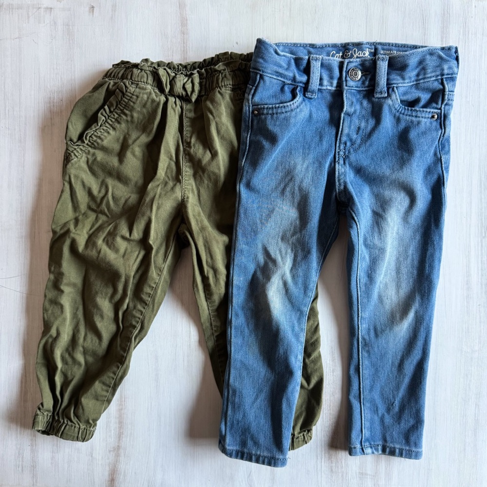 Toddler girls pants bundle (size 2T)